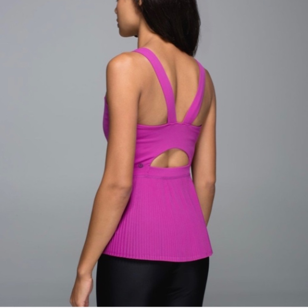 Lululemon Fucsia "City Tank" with Peplum Pleated Bottom:  Size 4